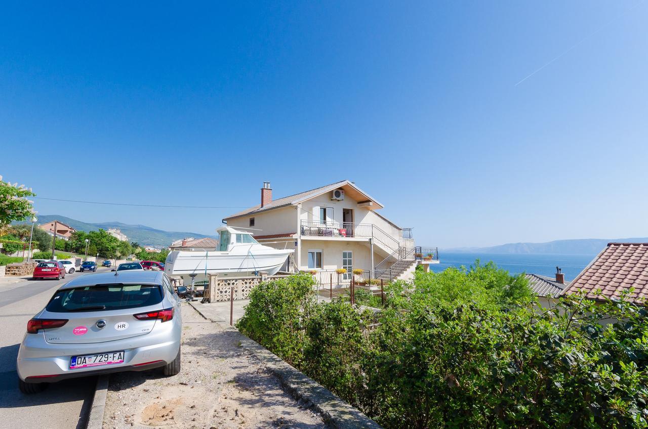 Apartments And Room Drazen Novi Vinodolski Exterior photo